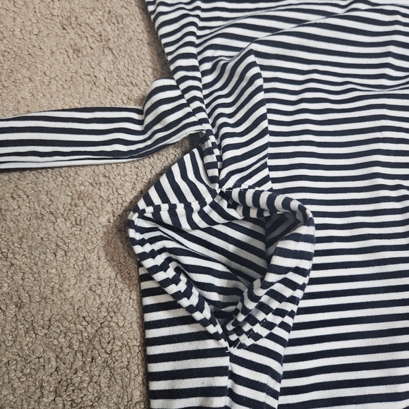 Elegant Striped Black and White Midi Dress - Picture 7 of 7